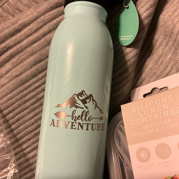 SWIG LIFE Water Bottle &  Krumbs Gray Silicone Lunch Container - Picture 3 of 16